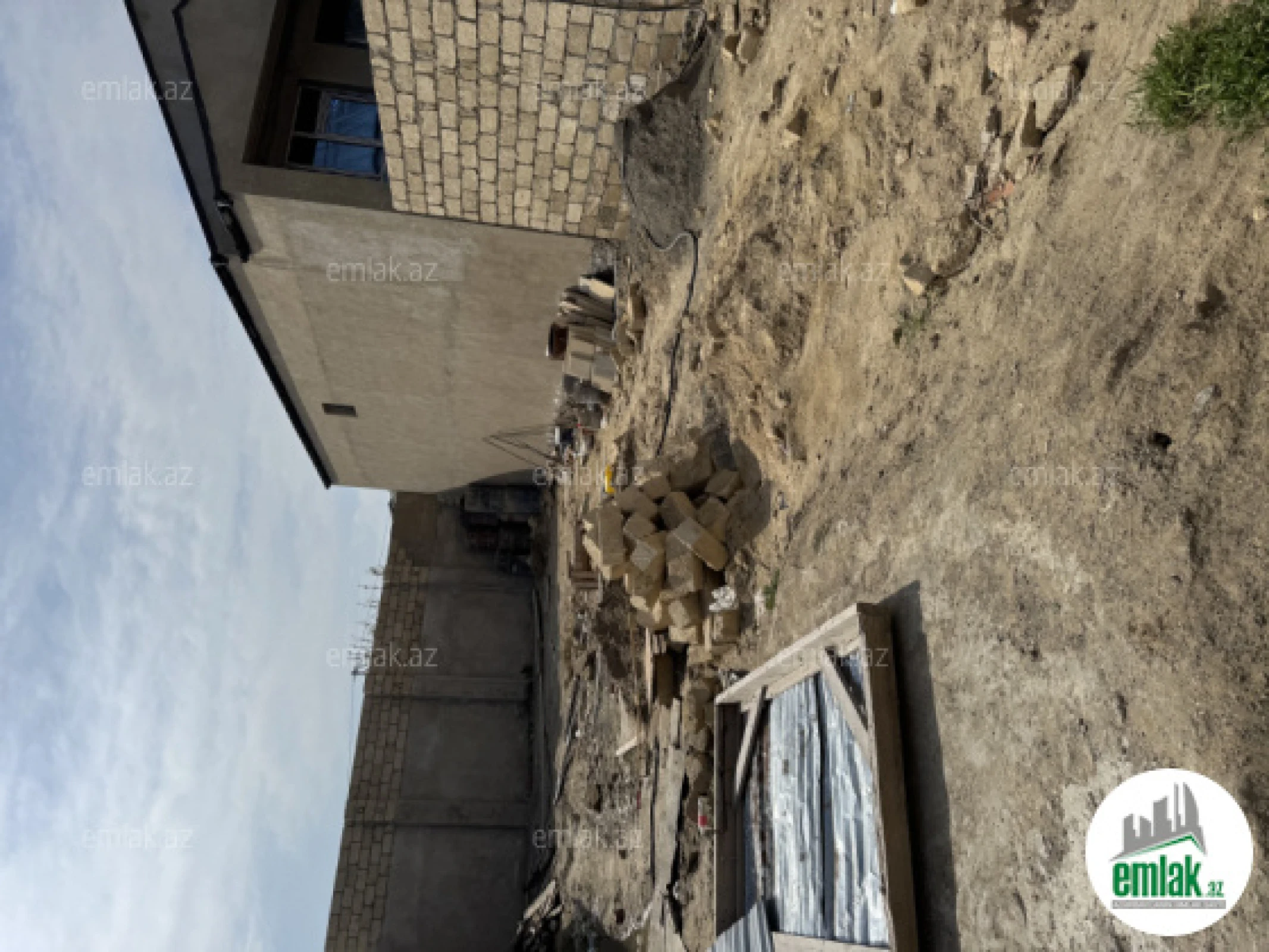 Satılır torpaq sahəsi 2 m²