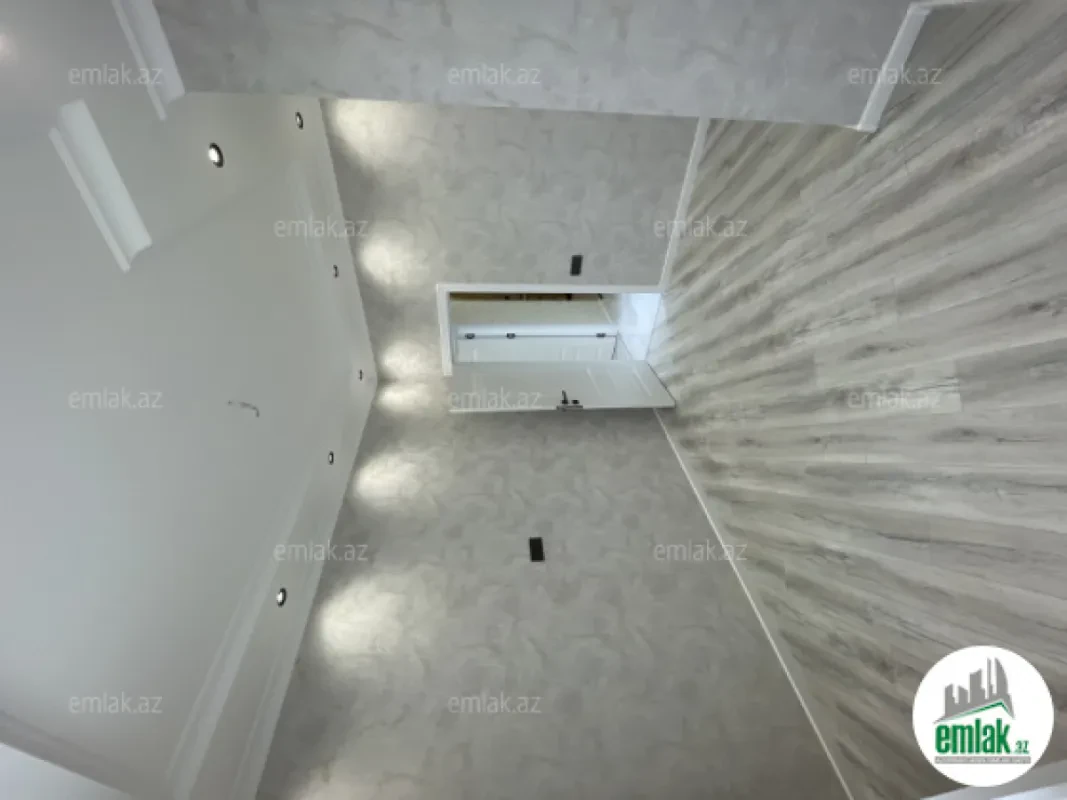Satılır 3 otaqlı yeni tikili 98 m²