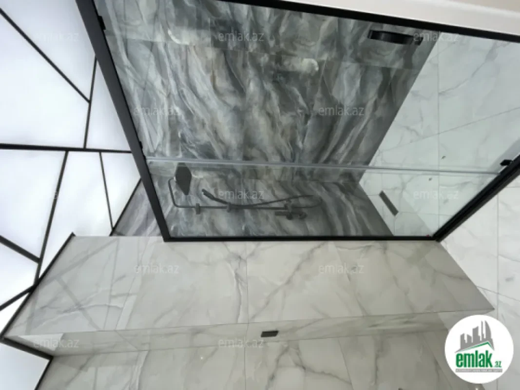 Satılır 3 otaqlı yeni tikili 98 m²