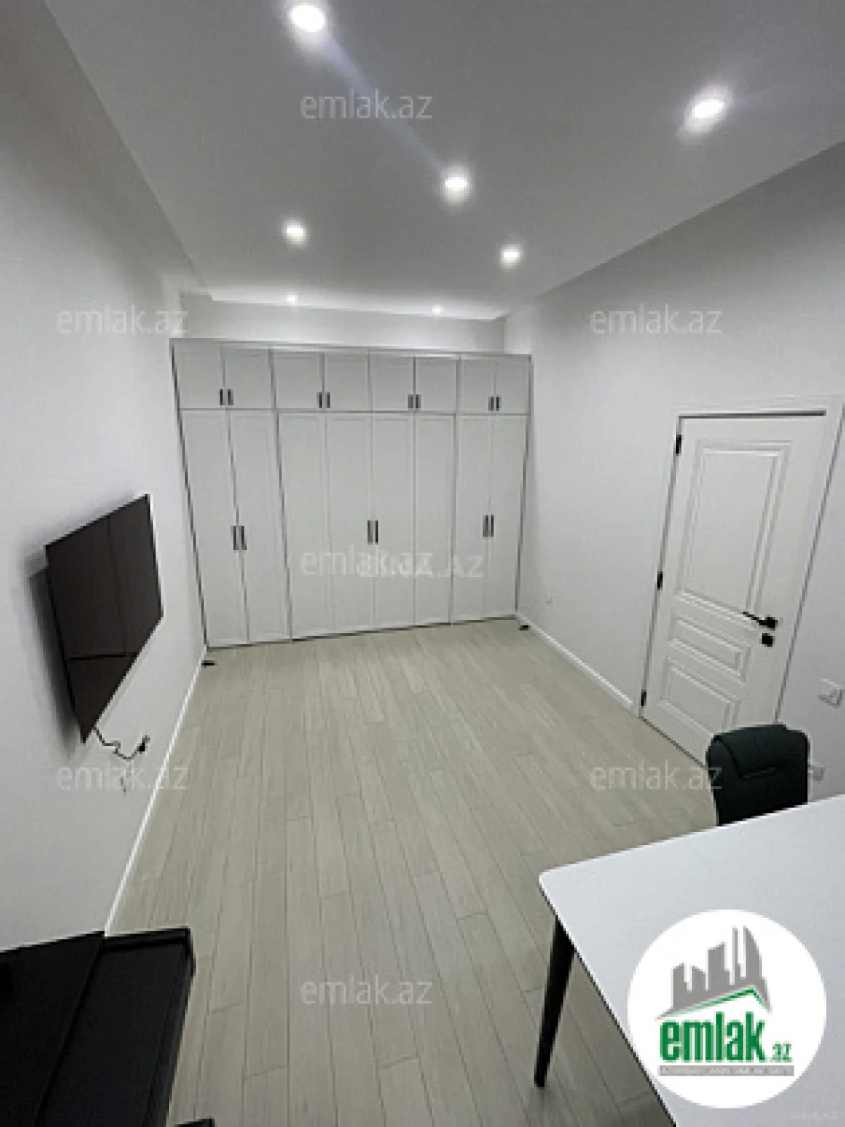 Satılır 1 otaqlı yeni tikili 35 m²