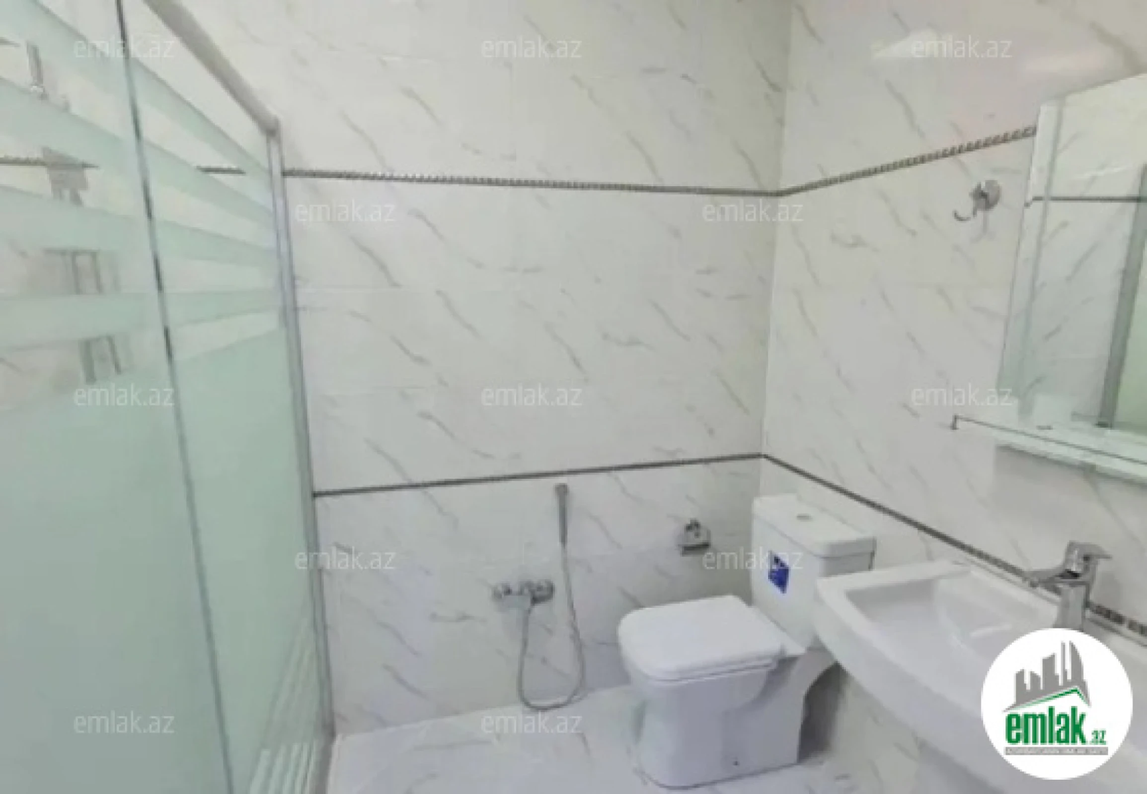 Satılır 2 otaqlı yeni tikili 80 m²