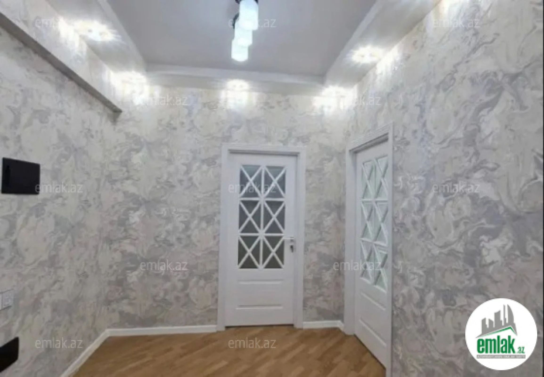 Satılır 2 otaqlı yeni tikili 80 m²