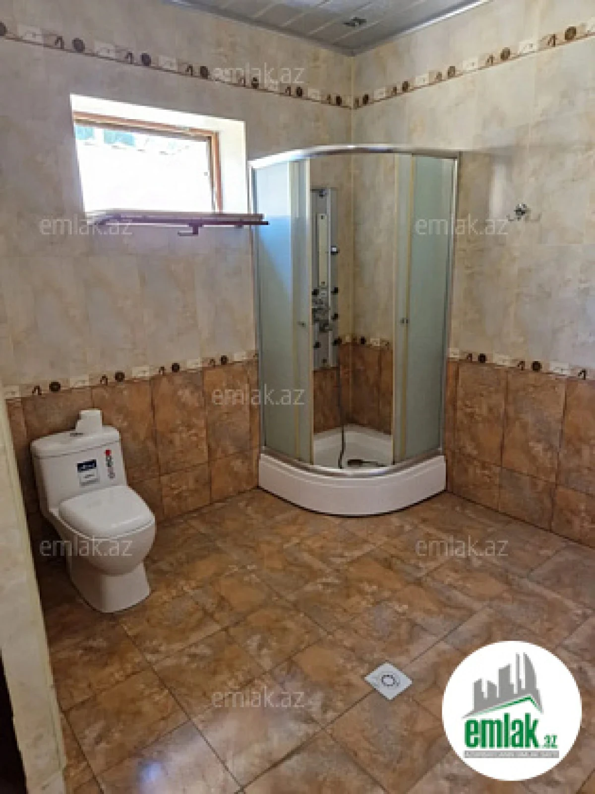 Satılır 4 otaqlı həyət evi 150 m²