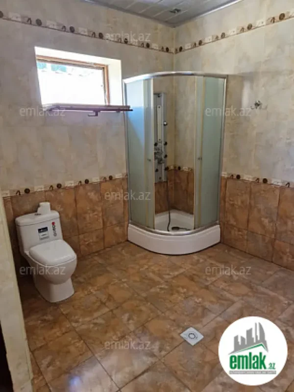 Satılır 4 otaqlı həyət evi 150 m²