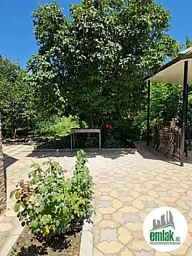 Satılır 4 otaqlı həyət evi 150 m²