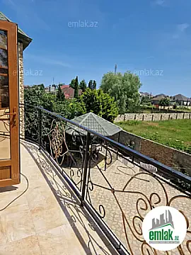 Satılır 4 otaqlı həyət evi 150 m²