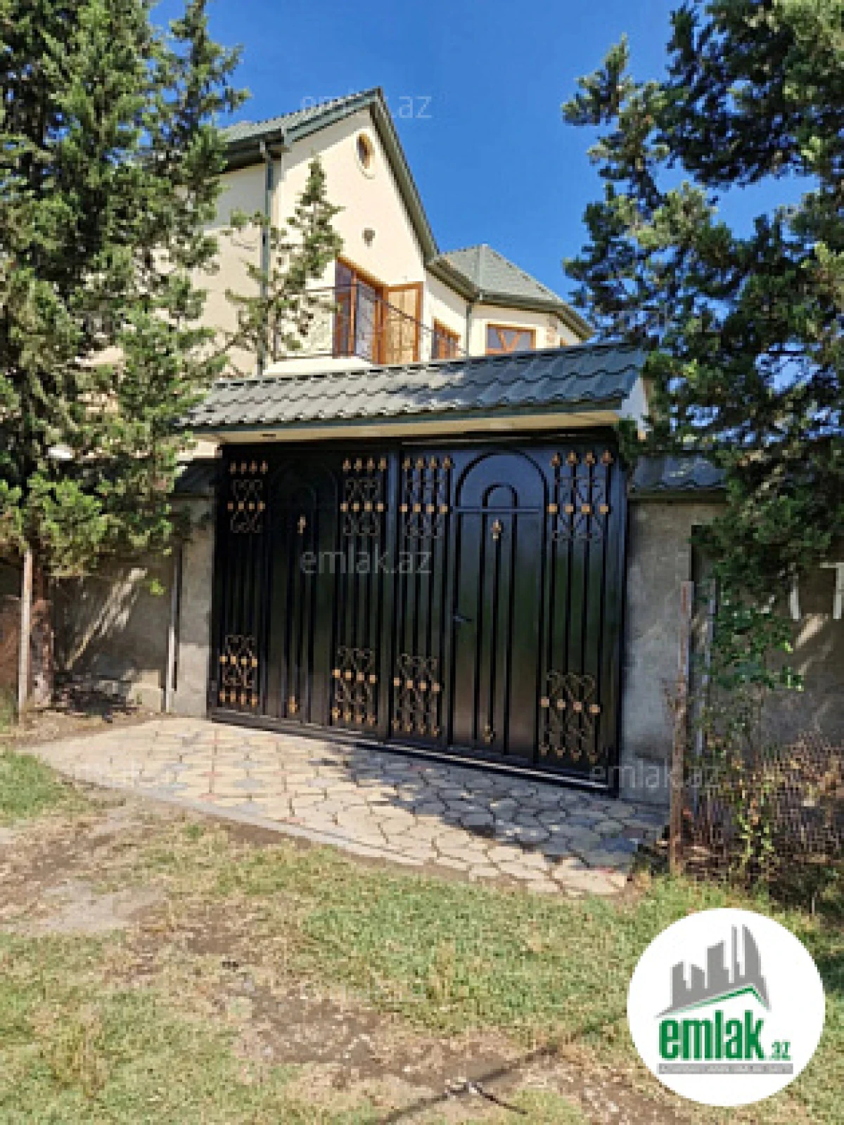 Satılır 4 otaqlı həyət evi 150 m²