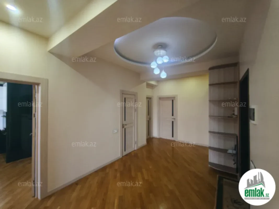 Satılır 3 otaqlı yeni tikili 137 m²