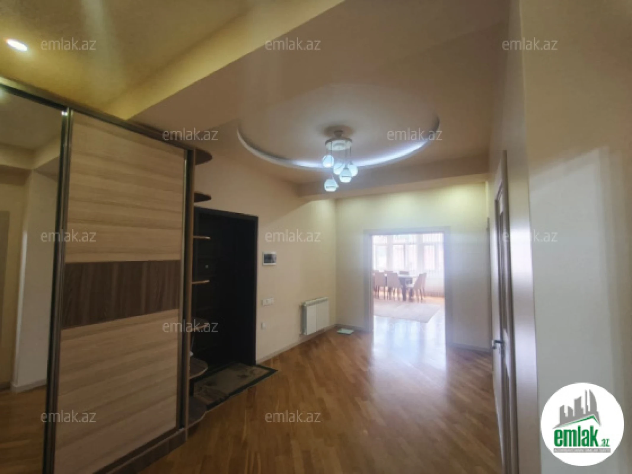 Satılır 3 otaqlı yeni tikili 137 m²