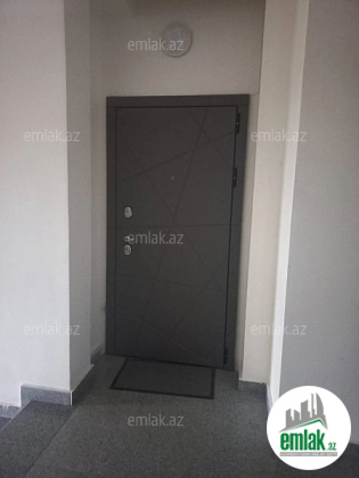 Satılır 3 otaqlı yeni tikili 70 m²