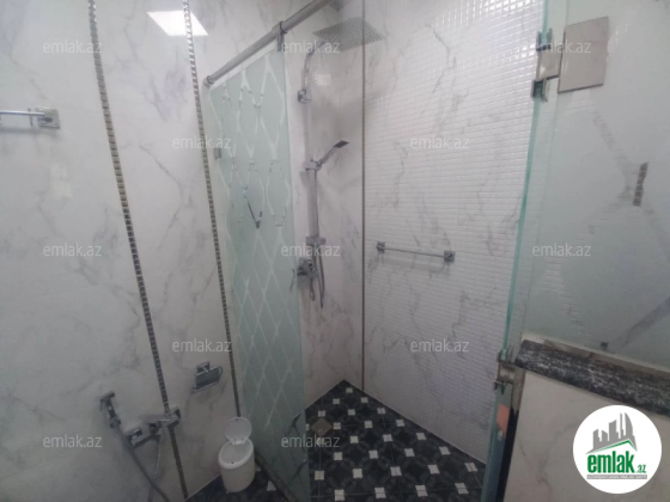 Satılır 3 otaqlı yeni tikili 70 m²