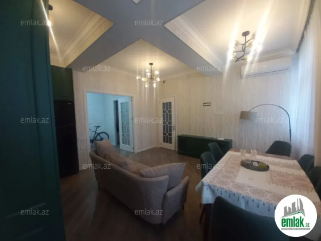 Satılır 3 otaqlı yeni tikili 70 m²