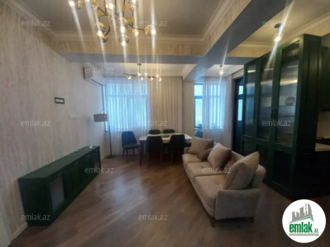Satılır 3 otaqlı yeni tikili 70 m²