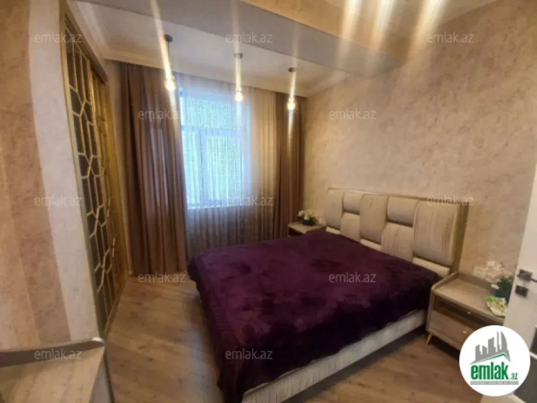 Satılır 3 otaqlı yeni tikili 70 m²
