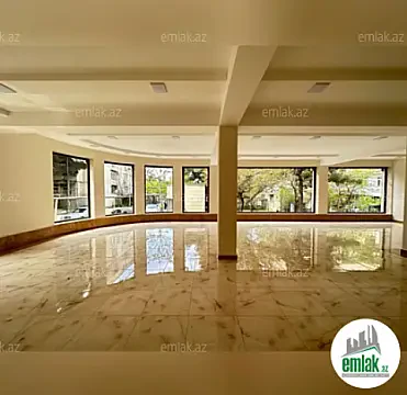 Satılır 9 otaqlı həyət evi 700 m² — Bakı 9 otaq 700.00 m²