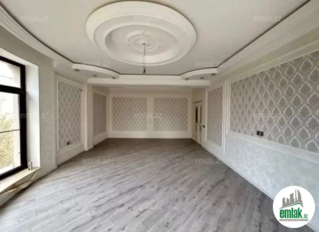 Satılır 9 otaqlı həyət evi 700 m²