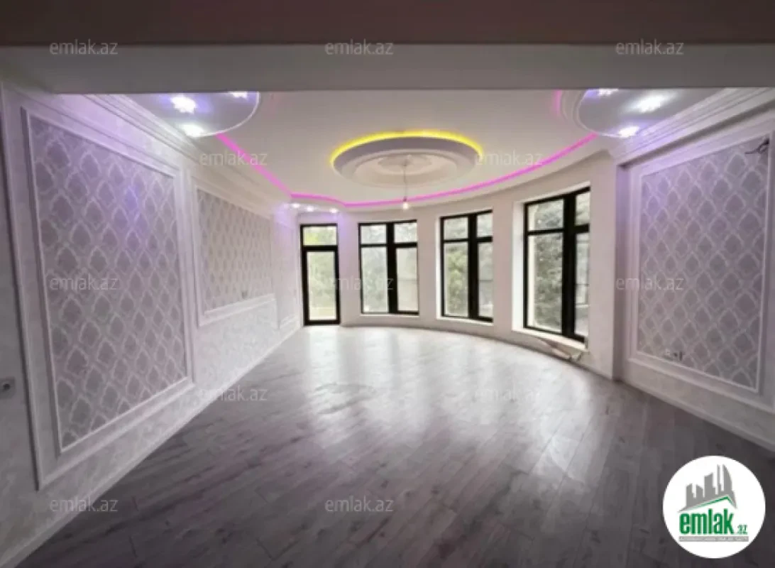 Satılır 9 otaqlı həyət evi 700 m²