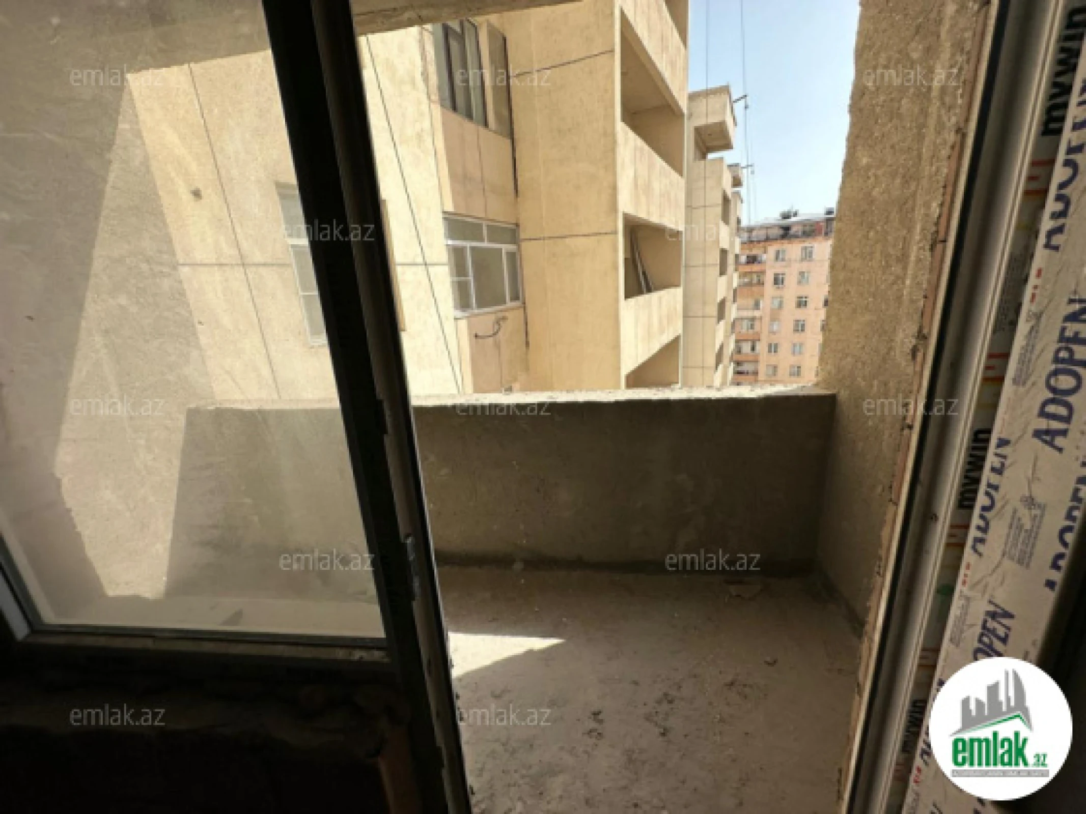 Satılır 4 otaqlı yeni tikili 183 m²