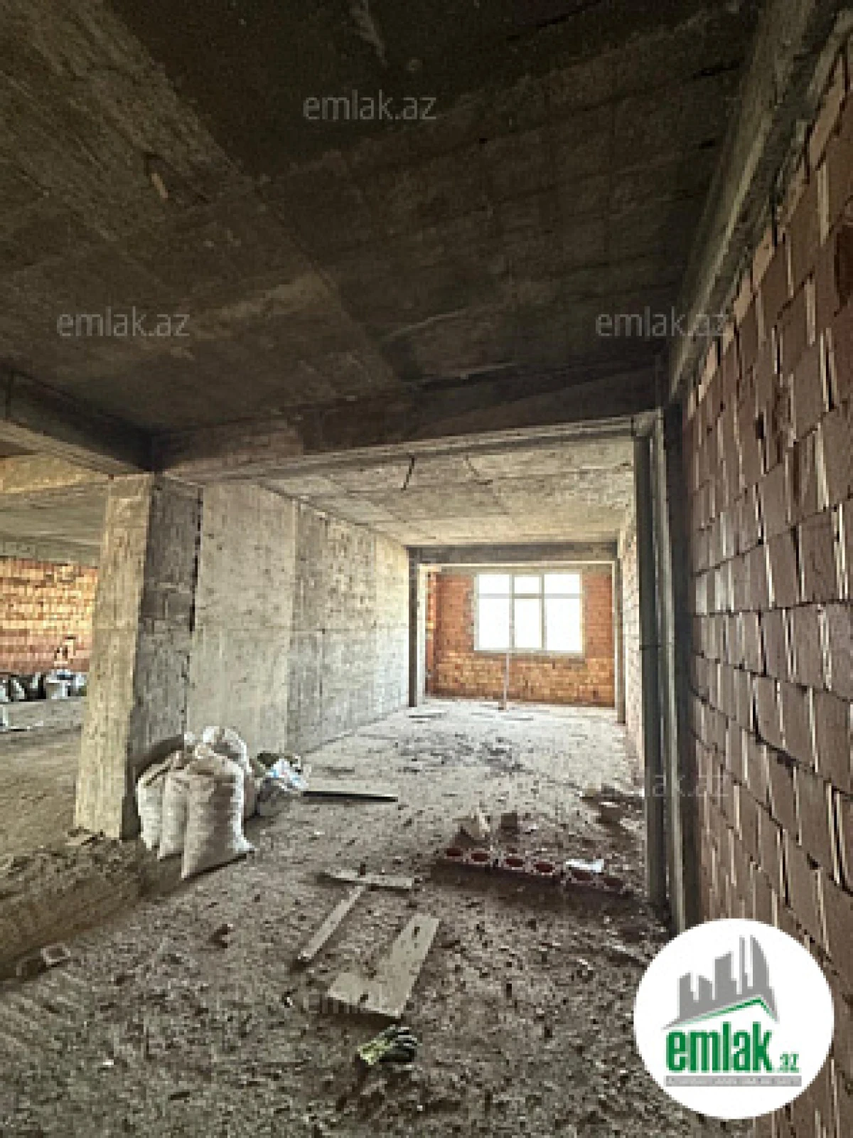 Satılır 4 otaqlı yeni tikili 183 m²