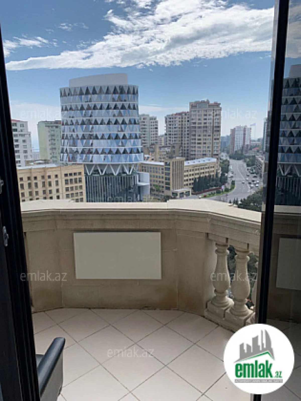 Satılır 3 otaqlı yeni tikili 104 m²