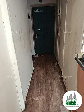 Satılır 4 otaqlı köhnə tikili 110 m²