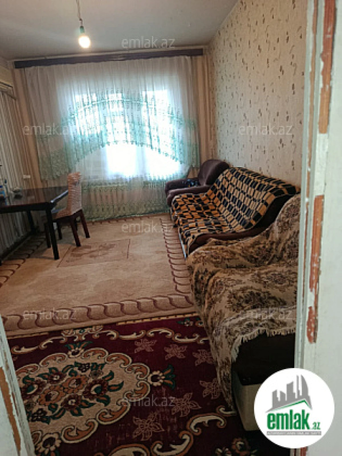 Satılır 4 otaqlı köhnə tikili 110 m²