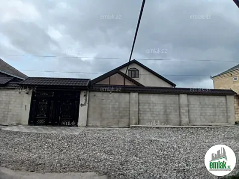 Satılır 4 otaqlı həyət evi 143 m²