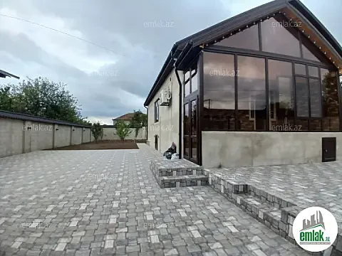 Satılır 4 otaqlı həyət evi 143 m²