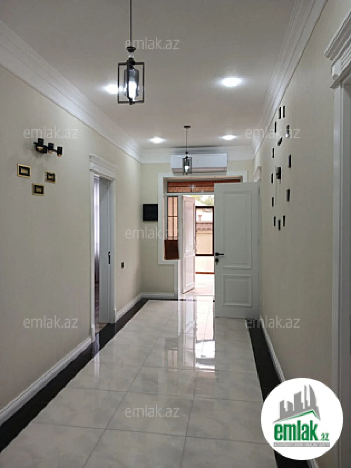 Satılır 4 otaqlı həyət evi 143 m²