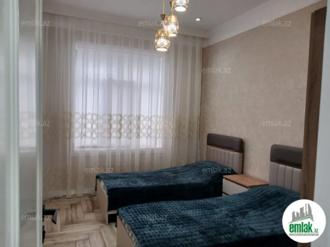 Satılır 4 otaqlı həyət evi 143 m²