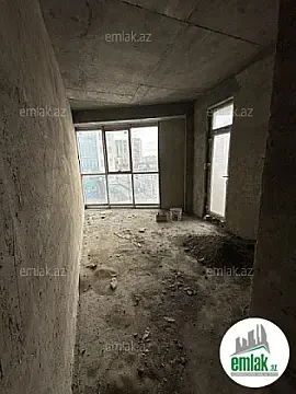 Satılır 4 otaqlı yeni tikili 200 m²