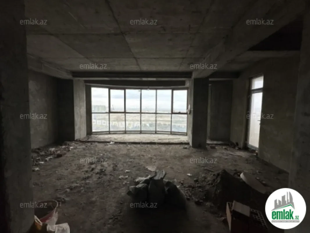Satılır 4 otaqlı yeni tikili 200 m²