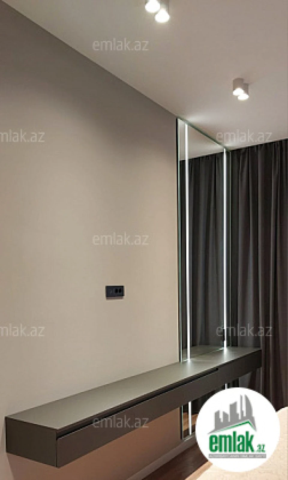 Satılır 3 otaqlı yeni tikili 130 m²