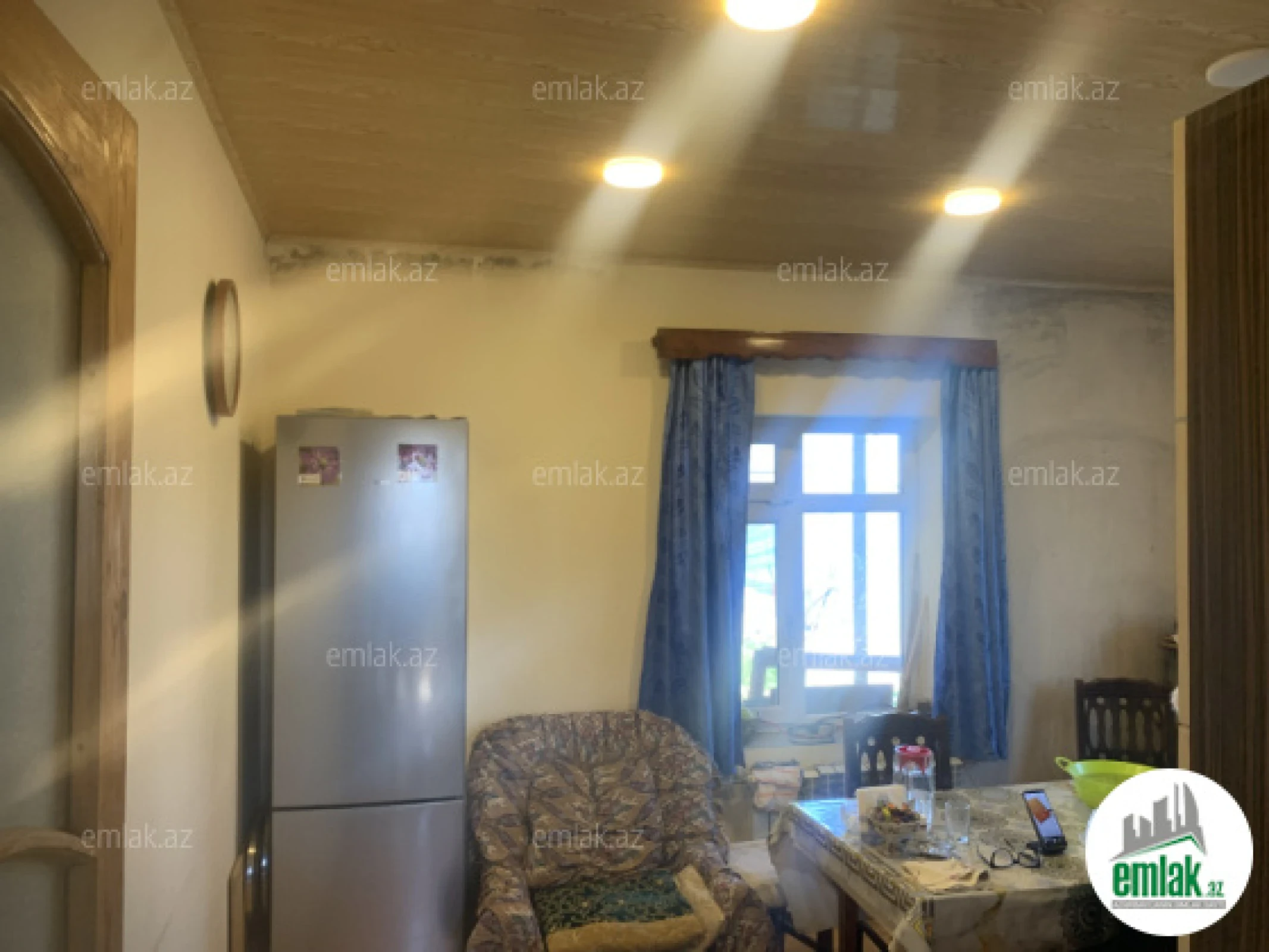 Satılır 4 otaqlı mənzil 110 m²