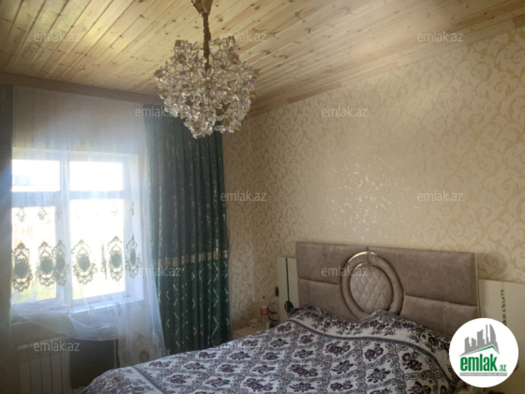 Satılır 4 otaqlı mənzil 110 m²