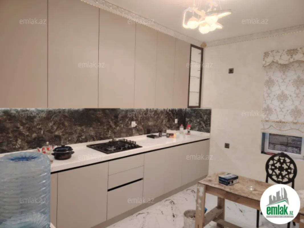 Satılır 3 otaqlı həyət evi 100 m²