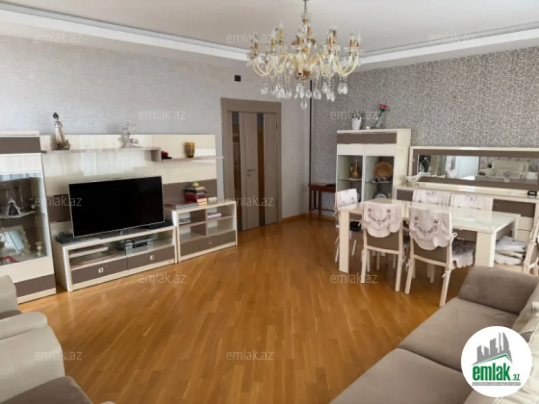 Satılır 3 otaqlı yeni tikili 124 m²