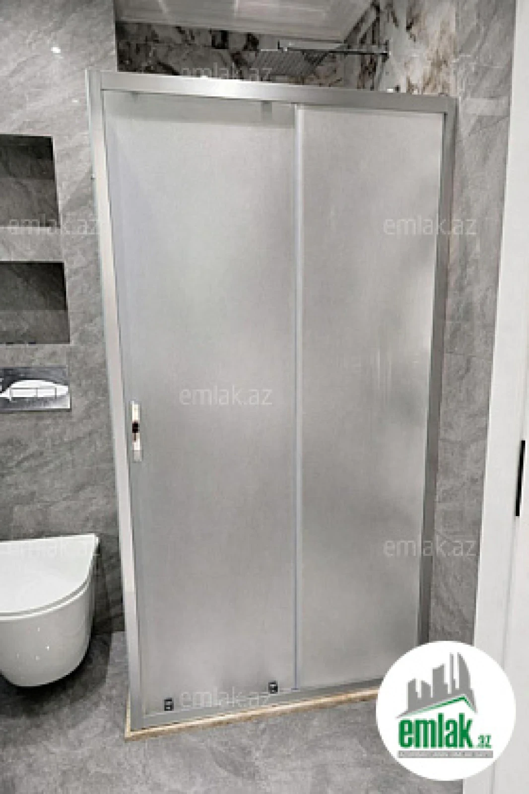 Satılır 2 otaqlı köhnə tikili 70 m²