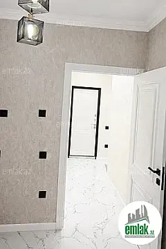 Satılır 2 otaqlı köhnə tikili 70 m²