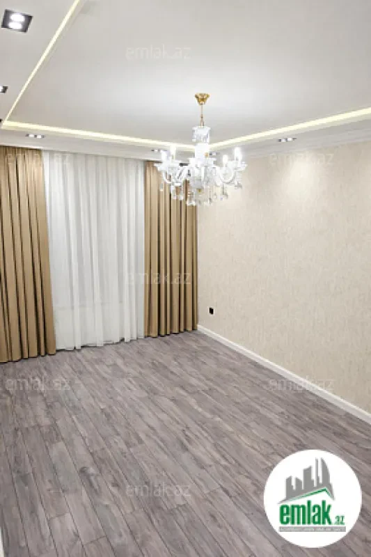 Satılır 2 otaqlı köhnə tikili 70 m²