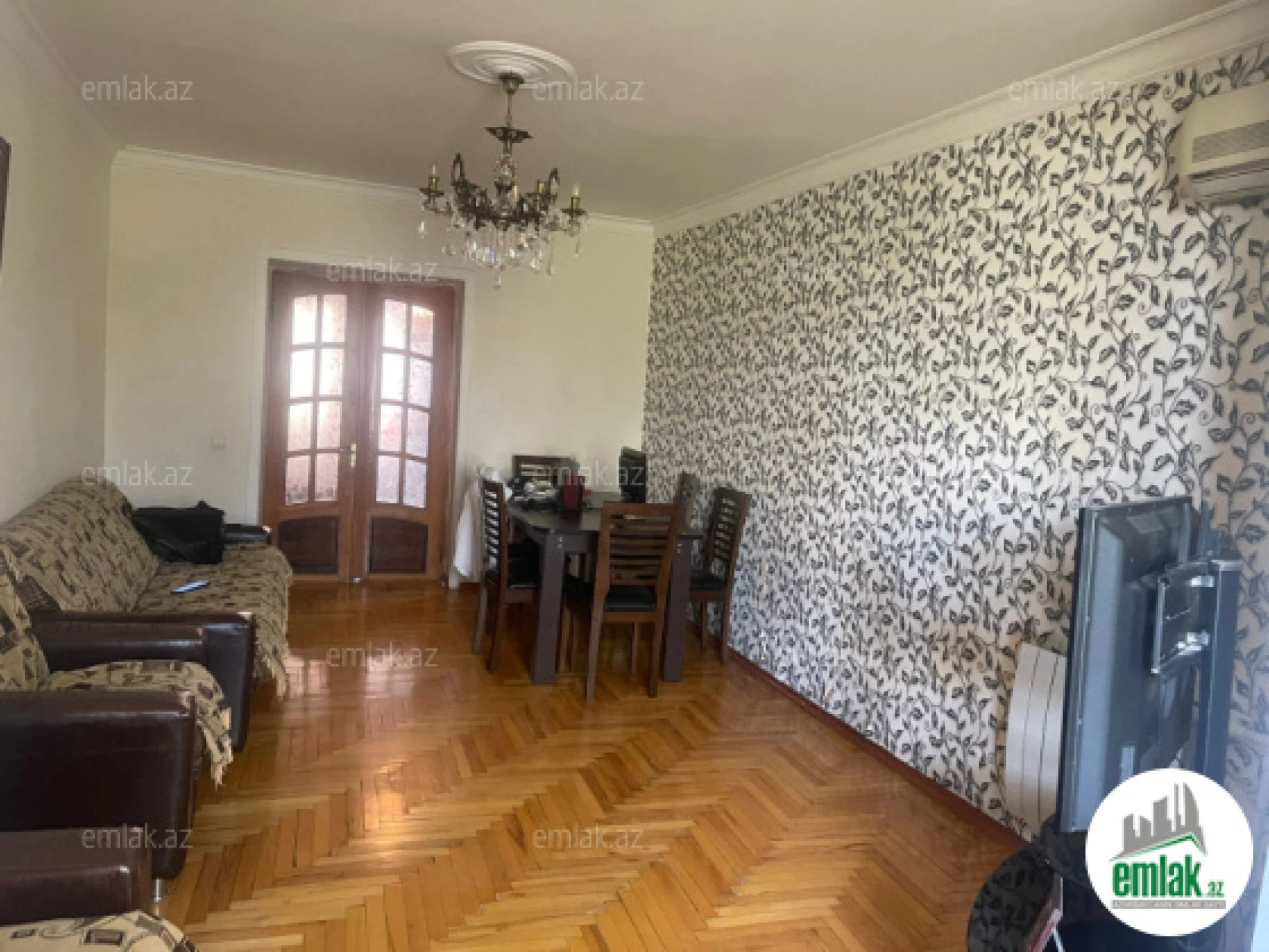 Satılır 3 otaqlı köhnə tikili 75 m²