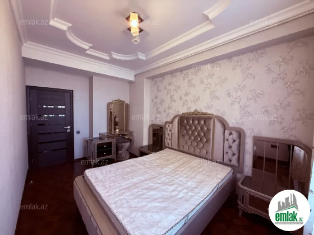 Satılır 2 otaqlı yeni tikili 73 m²