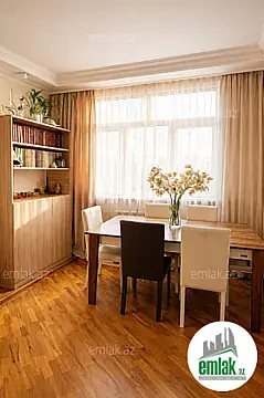 Satılır 3 otaqlı köhnə tikili 100 m² — Bakı 3 otaq 100.00 m²