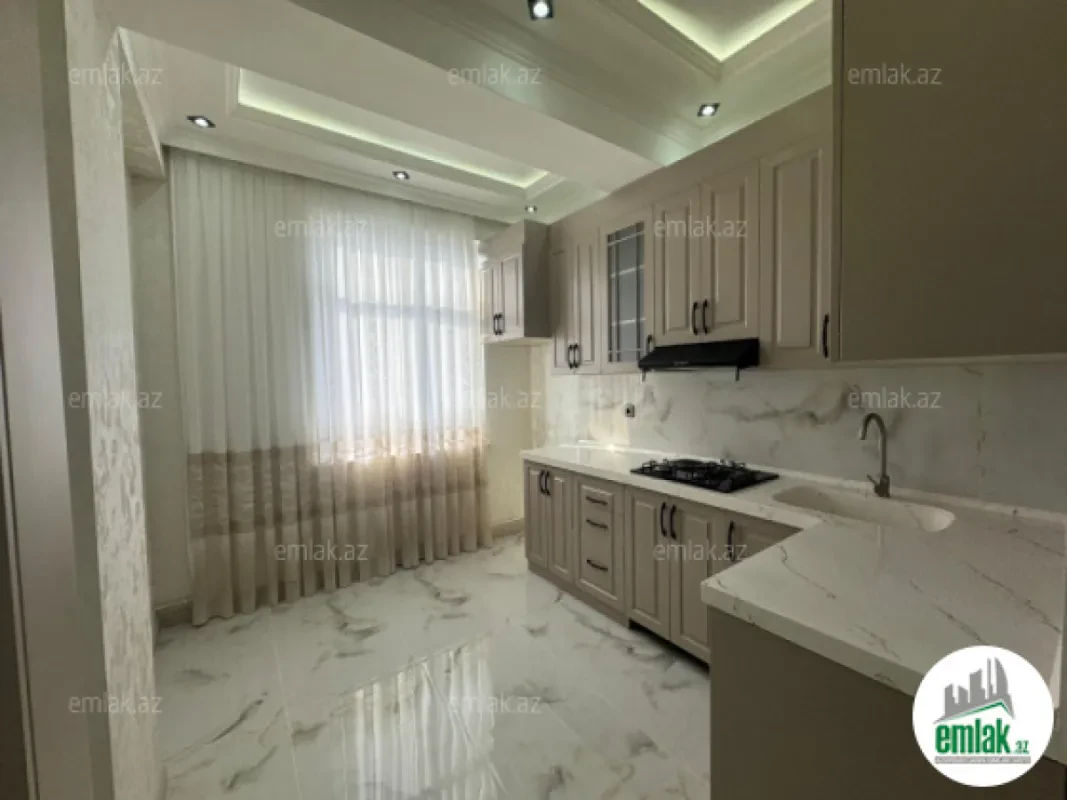 Satılır 3 otaqlı yeni tikili 92 m²