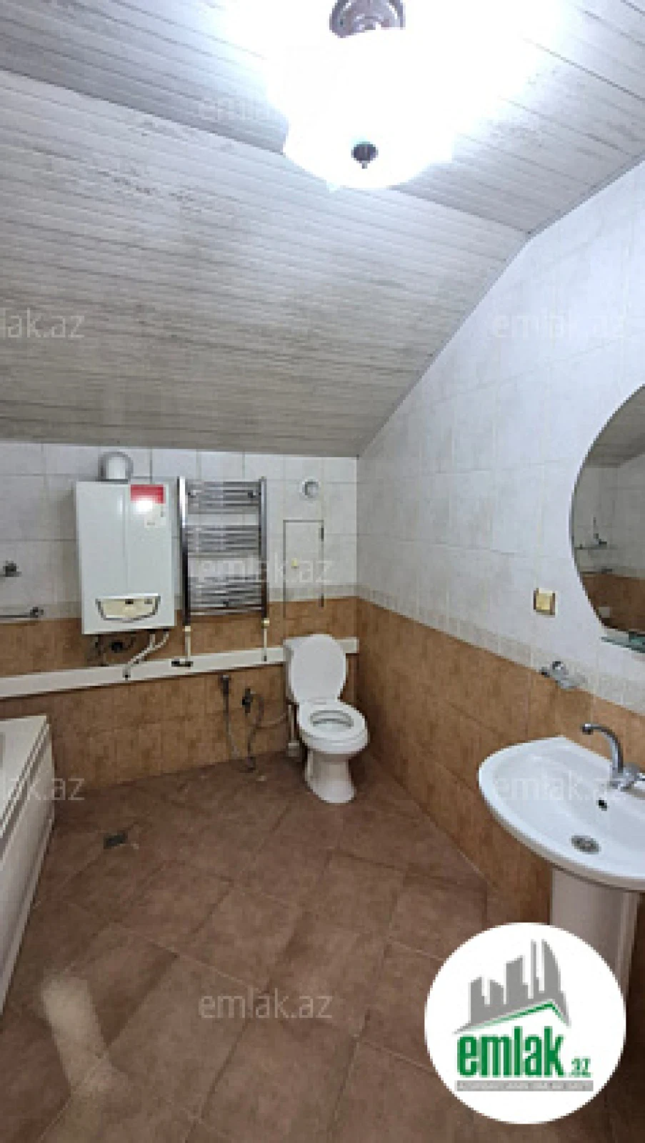 Satılır 6 otaqlı yeni tikili 220 m²