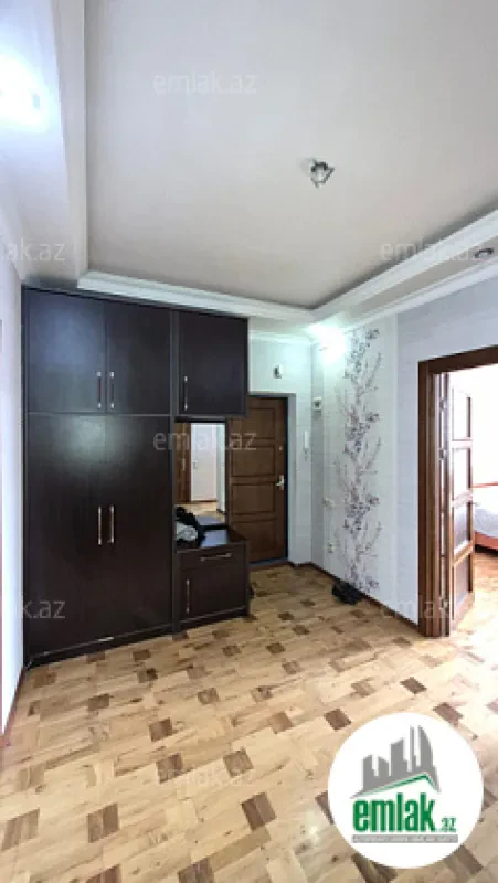 Satılır 6 otaqlı yeni tikili 220 m²