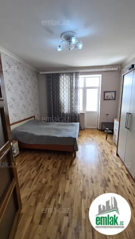Satılır 6 otaqlı yeni tikili 220 m²