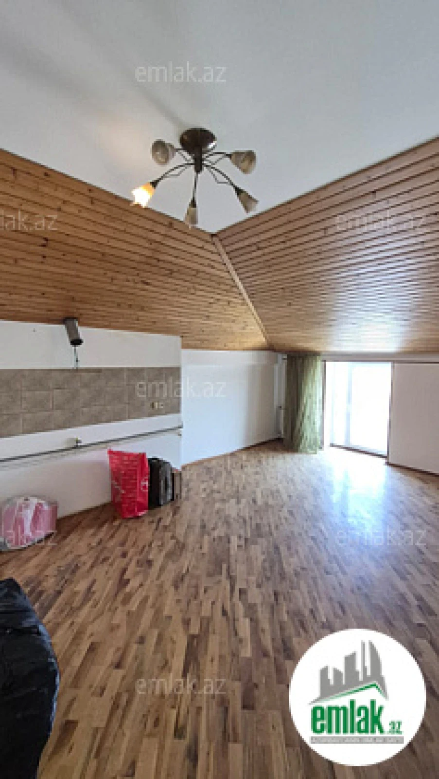 Satılır 6 otaqlı yeni tikili 220 m²