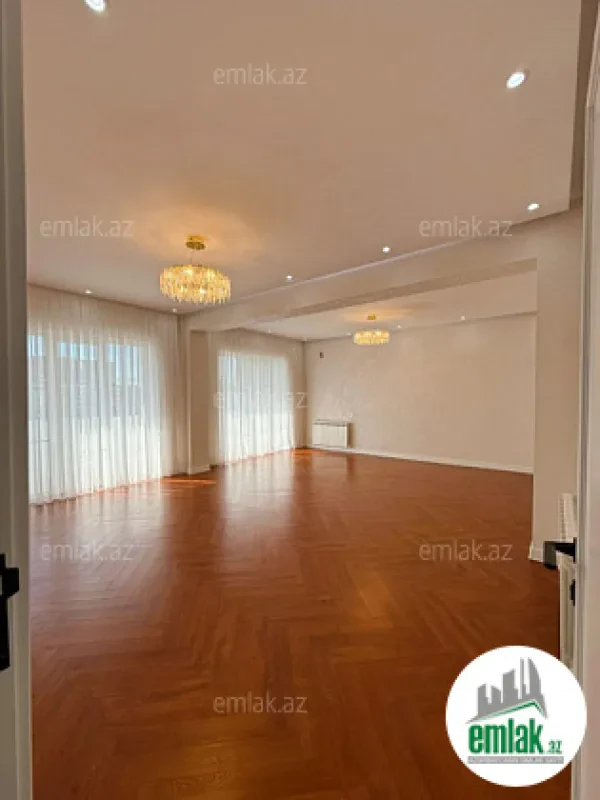 Satılır 5 otaqlı köhnə tikili 125 m²
