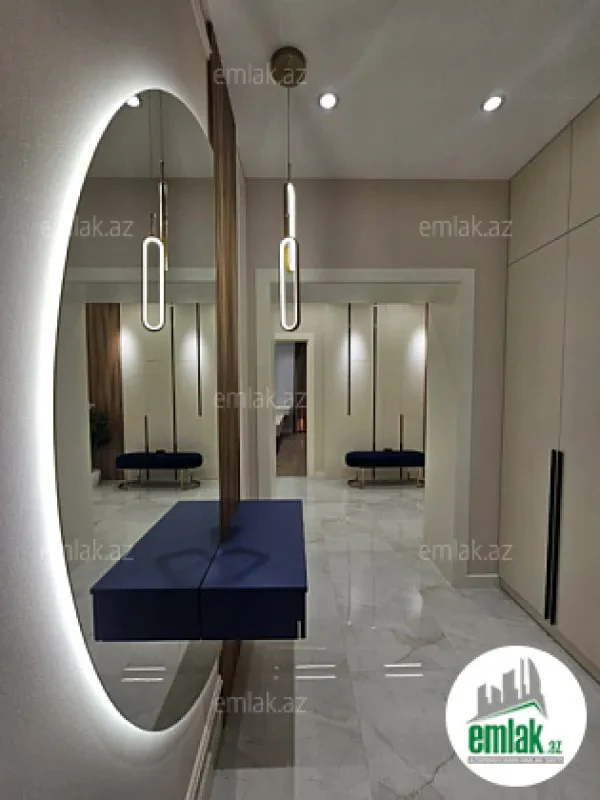 Satılır 3 otaqlı yeni tikili 105 m²